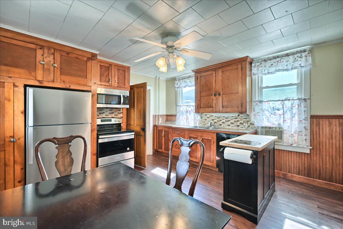 AVON AREA - Residential
