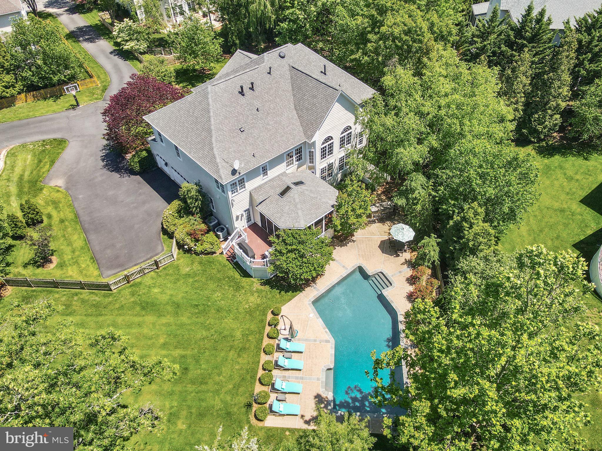 BROADLANDS SOUTH - Residential
