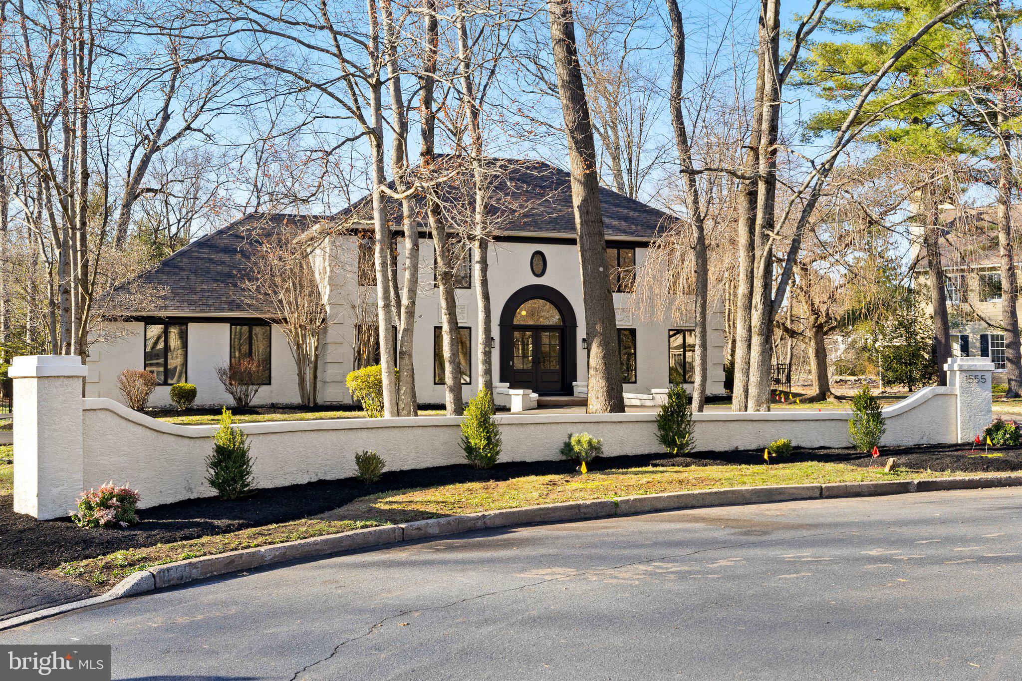 MAPLE GLEN - Residential