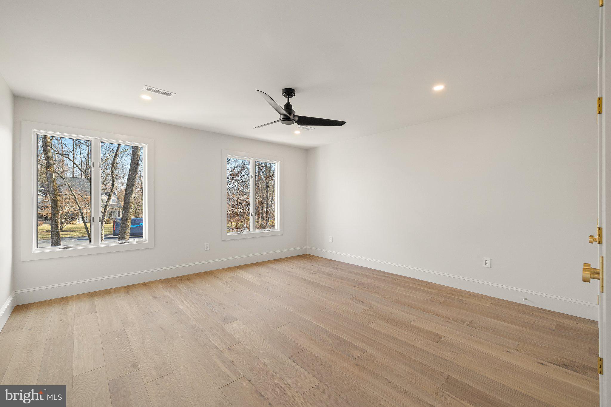 MAPLE GLEN - Residential