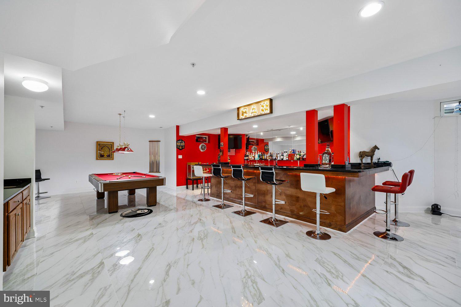 COUNTY VIEW - Residential