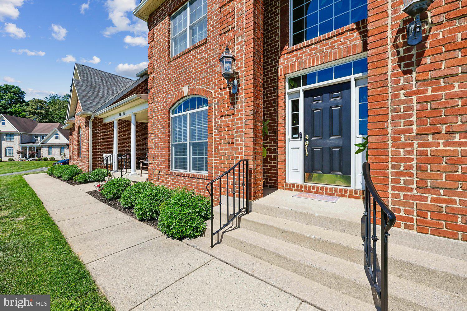 COUNTY VIEW - Residential