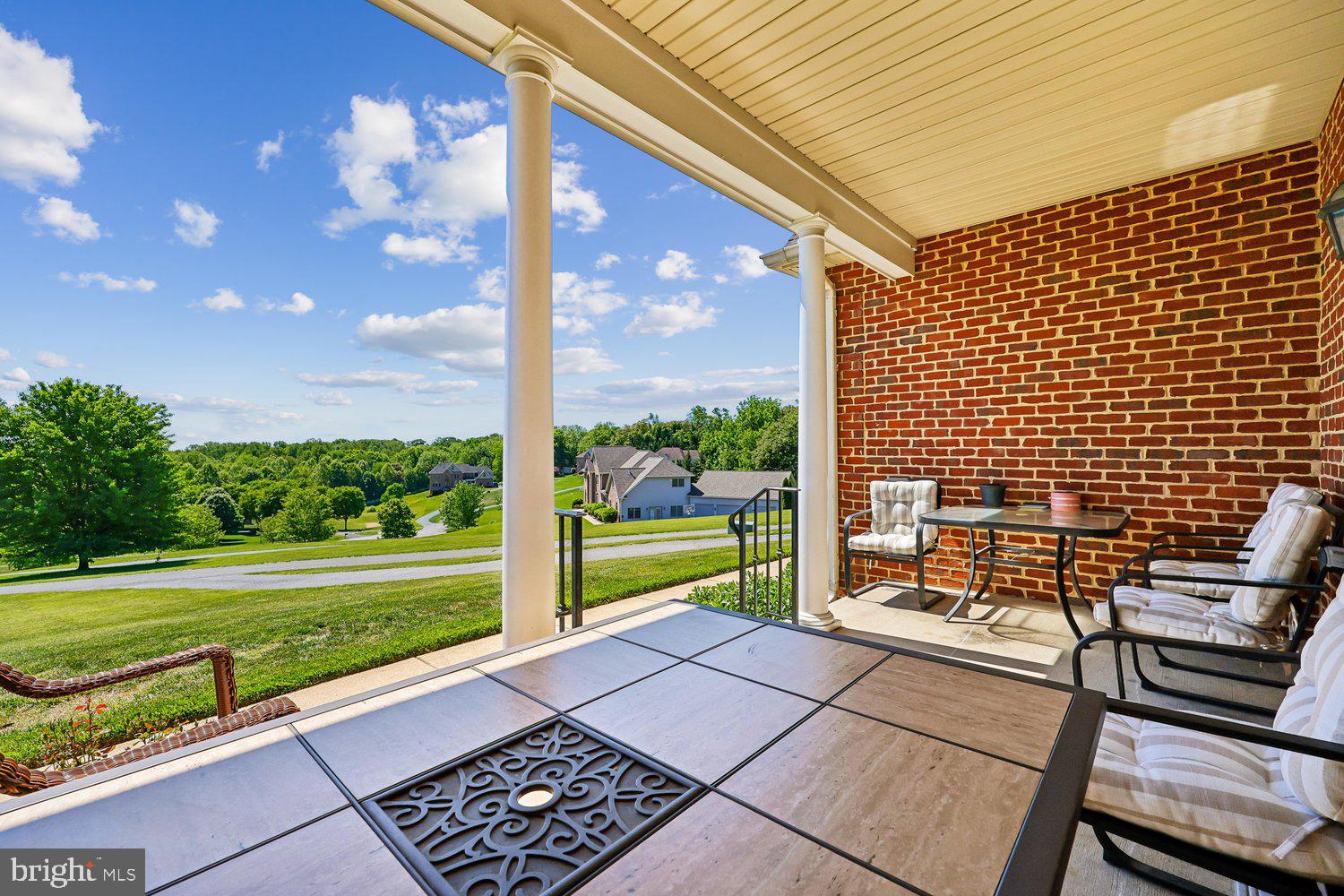 COUNTY VIEW - Residential