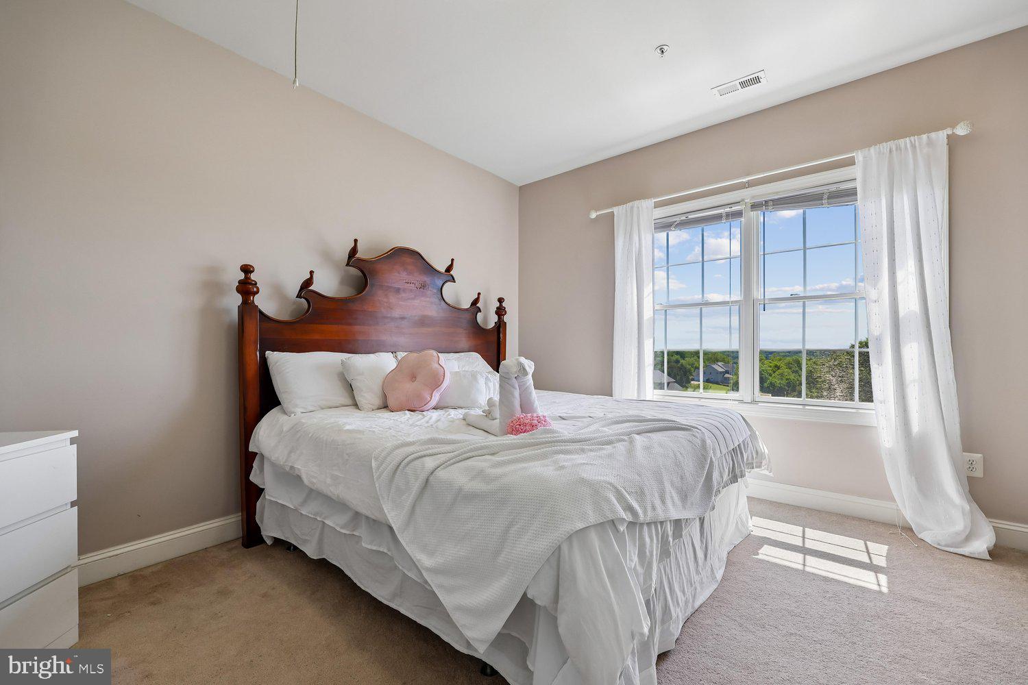 COUNTY VIEW - Residential