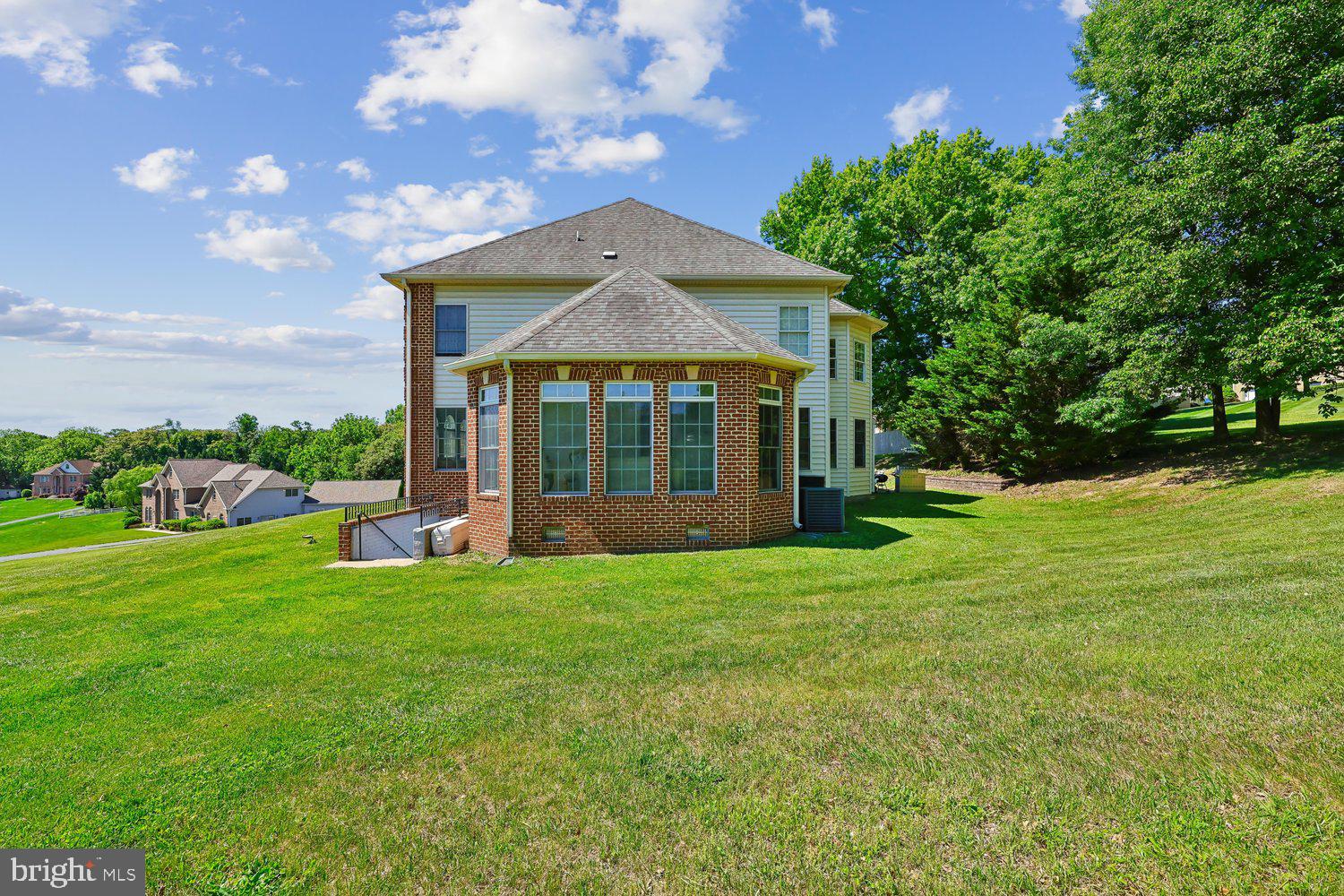 COUNTY VIEW - Residential