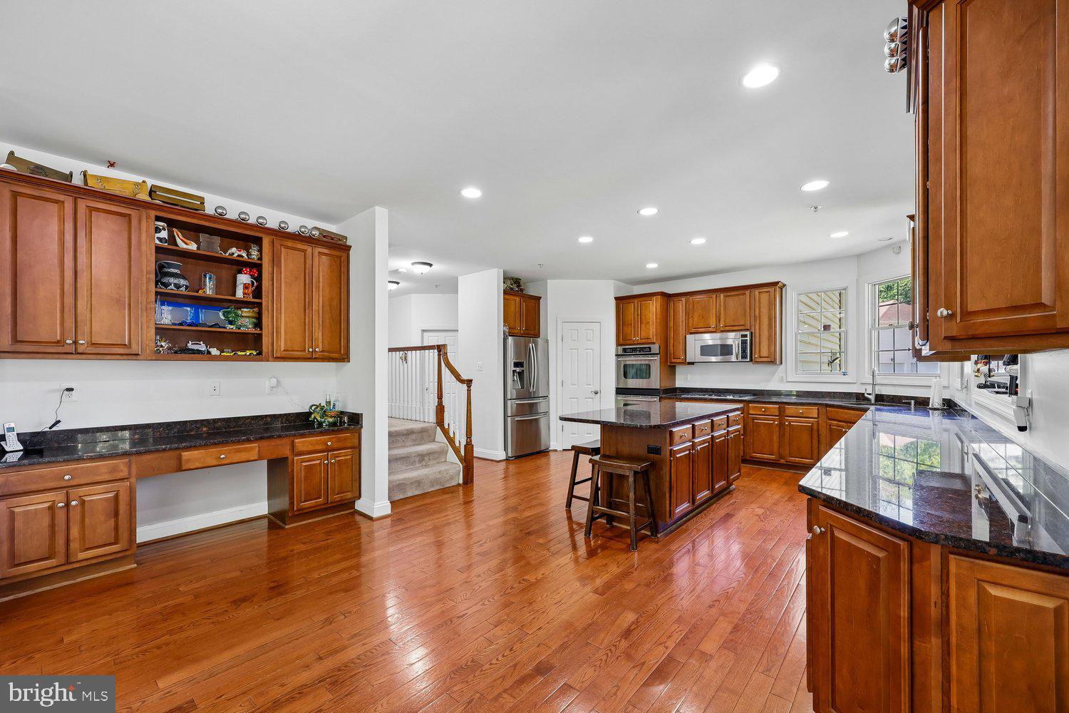 COUNTY VIEW - Residential