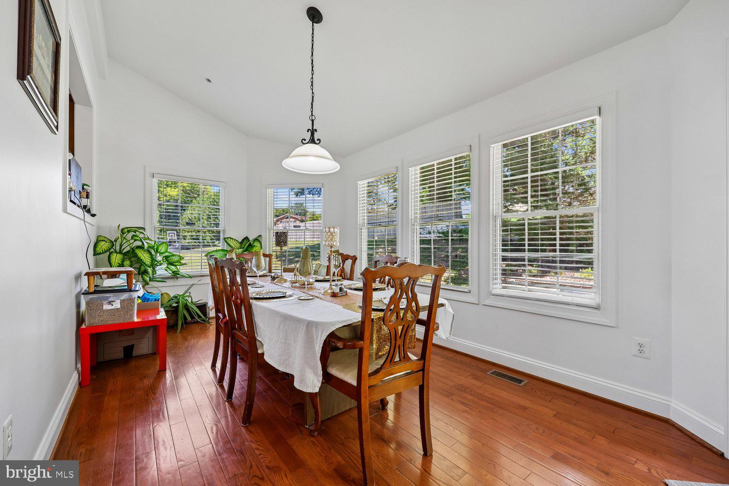 COUNTY VIEW - Residential