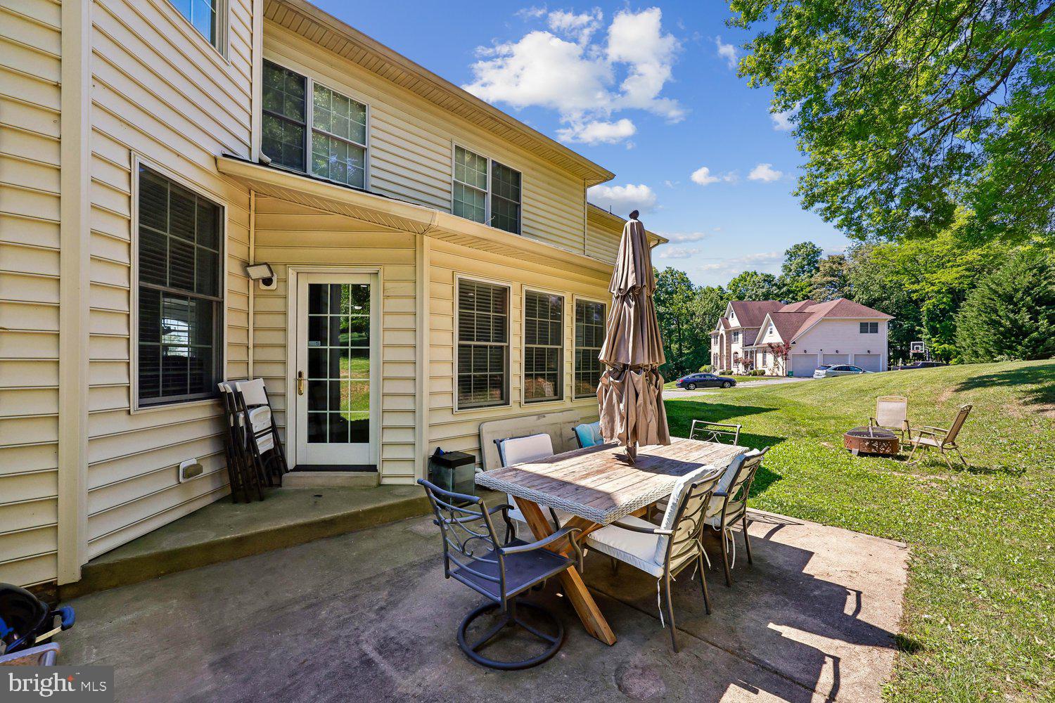 COUNTY VIEW - Residential