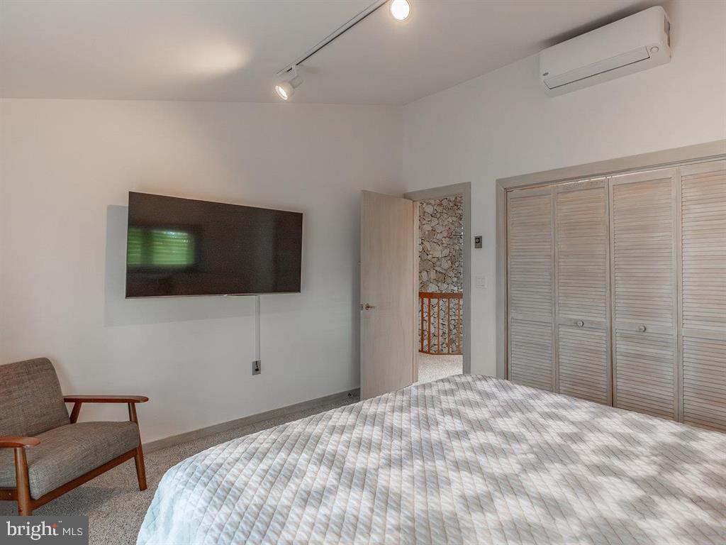 WINTERGREEN MOUNTAIN VILLAGE - Residential