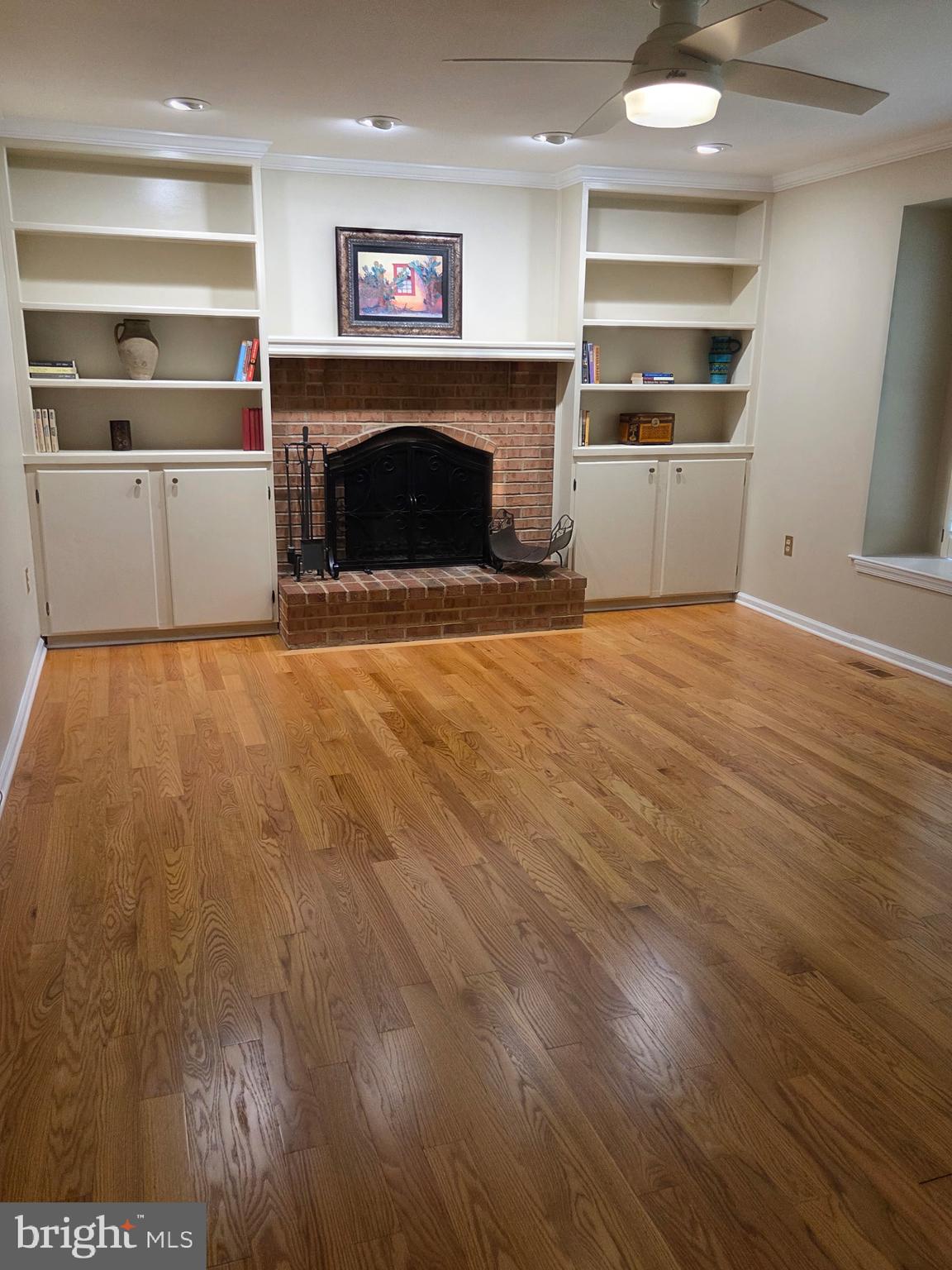 YARDLEY CREST - Residential