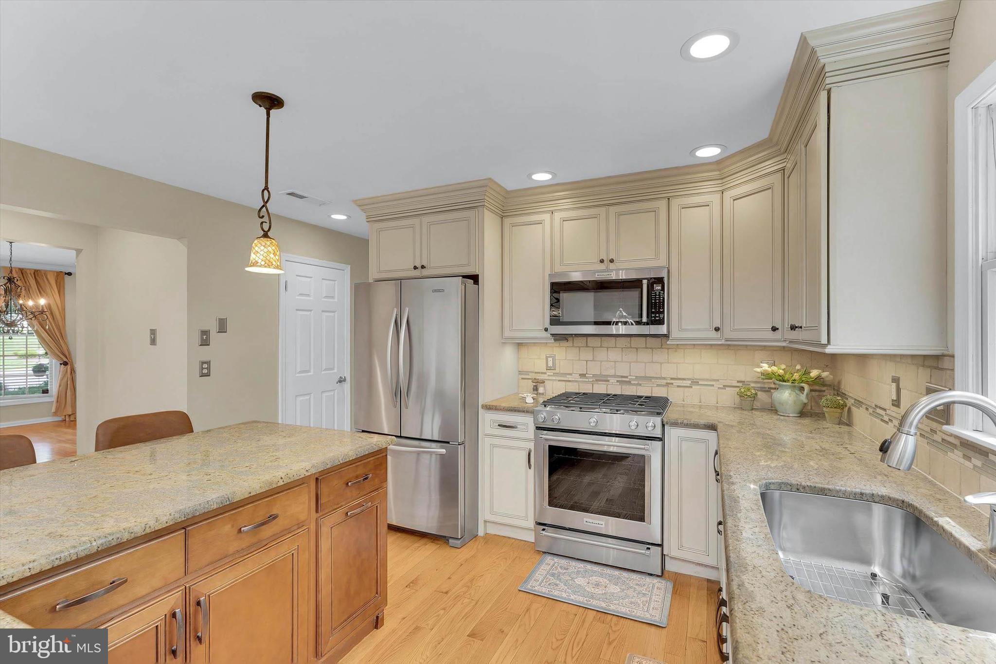 YARDLEY CREST - Residential