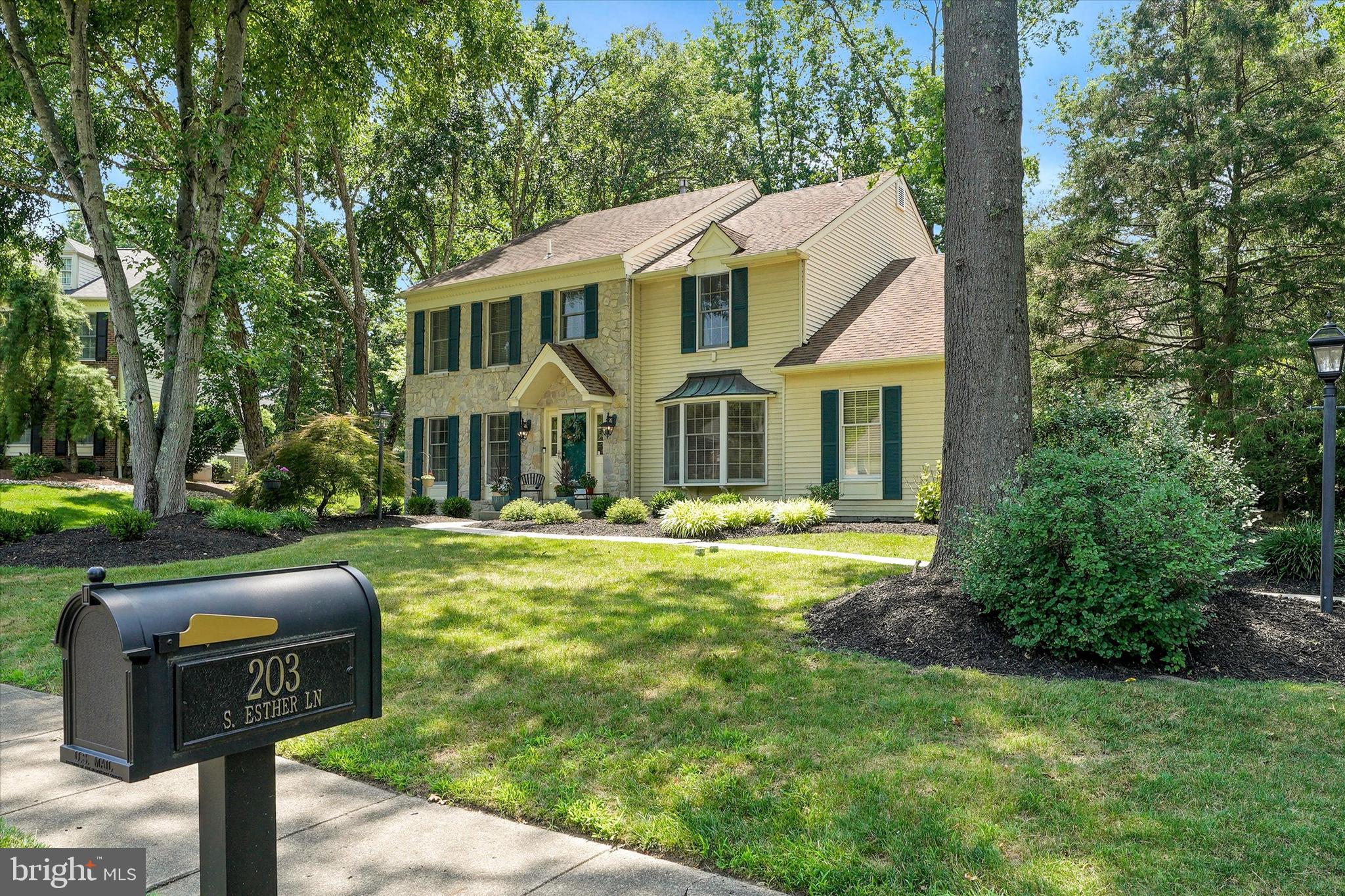 YARDLEY CREST - Residential