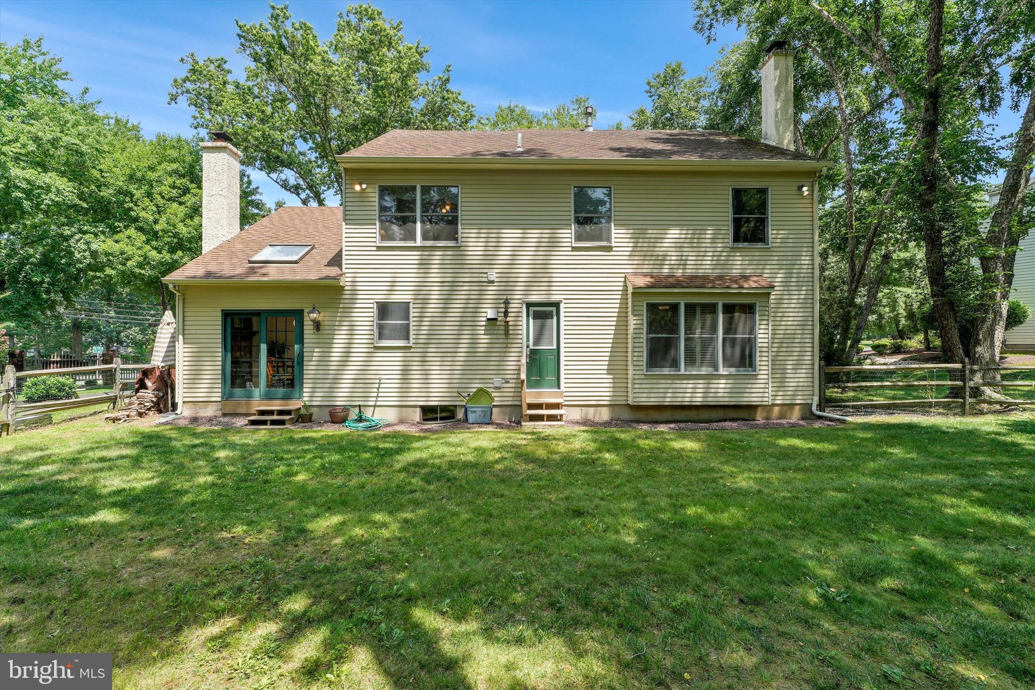YARDLEY CREST - Residential