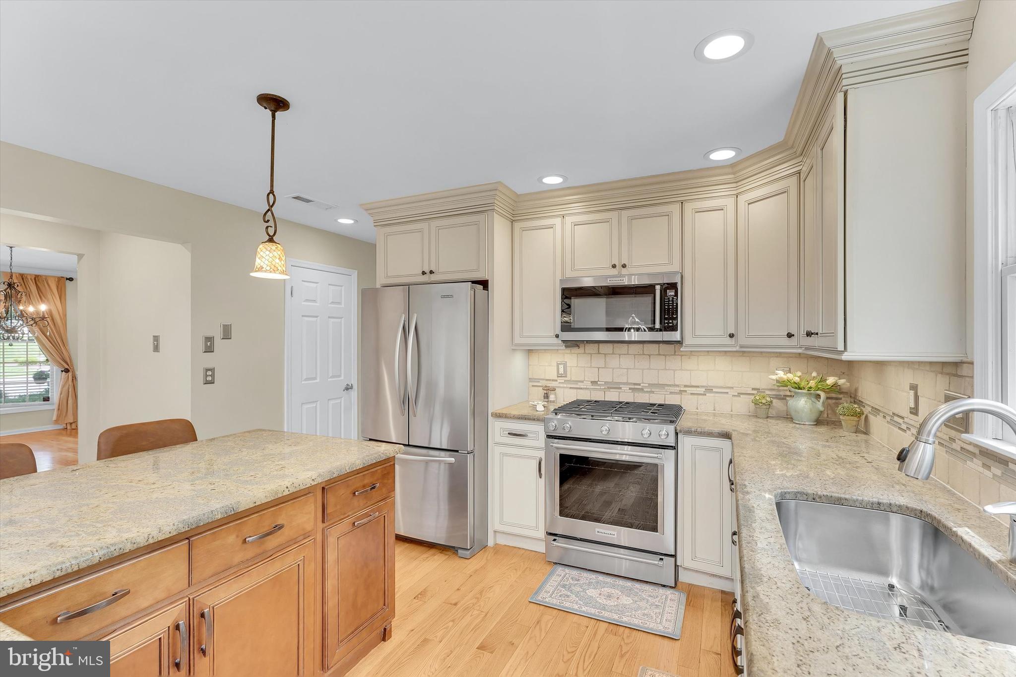 YARDLEY CREST - Residential