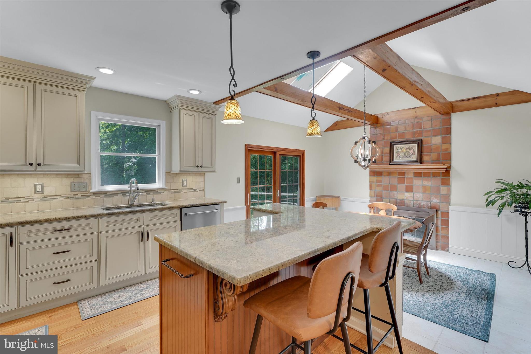 YARDLEY CREST - Residential