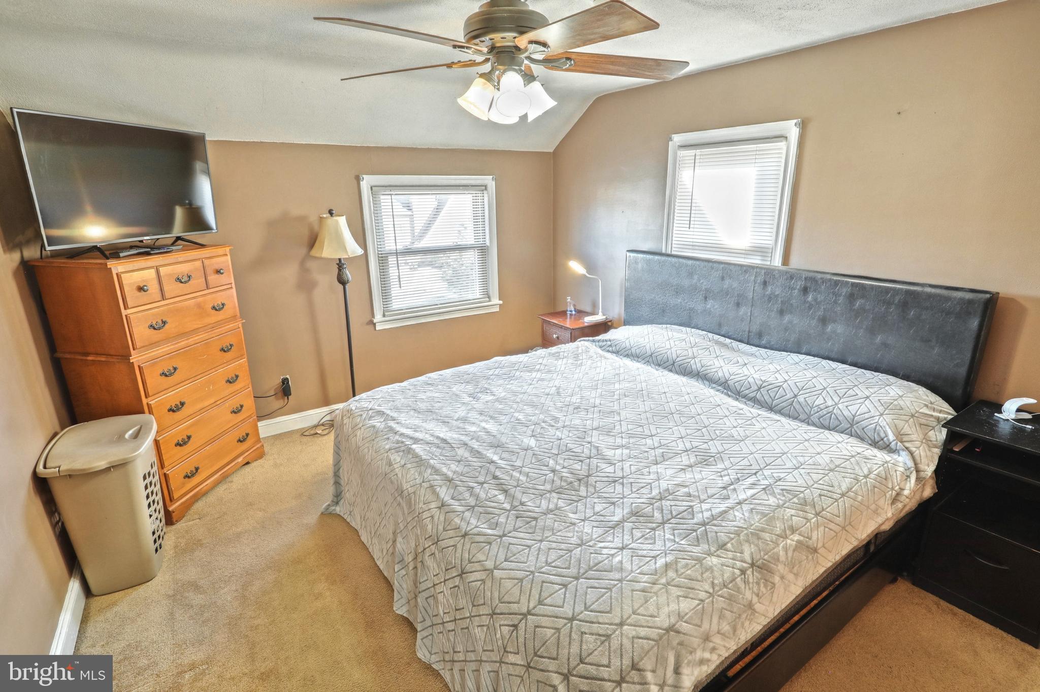 MIDLAND-HOLLYWOOD HEIGHTS - Residential