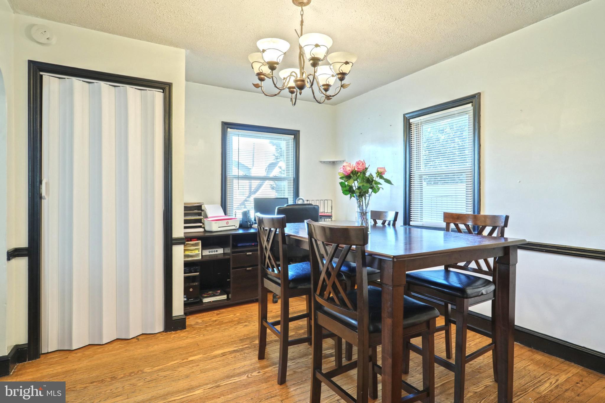 MIDLAND-HOLLYWOOD HEIGHTS - Residential