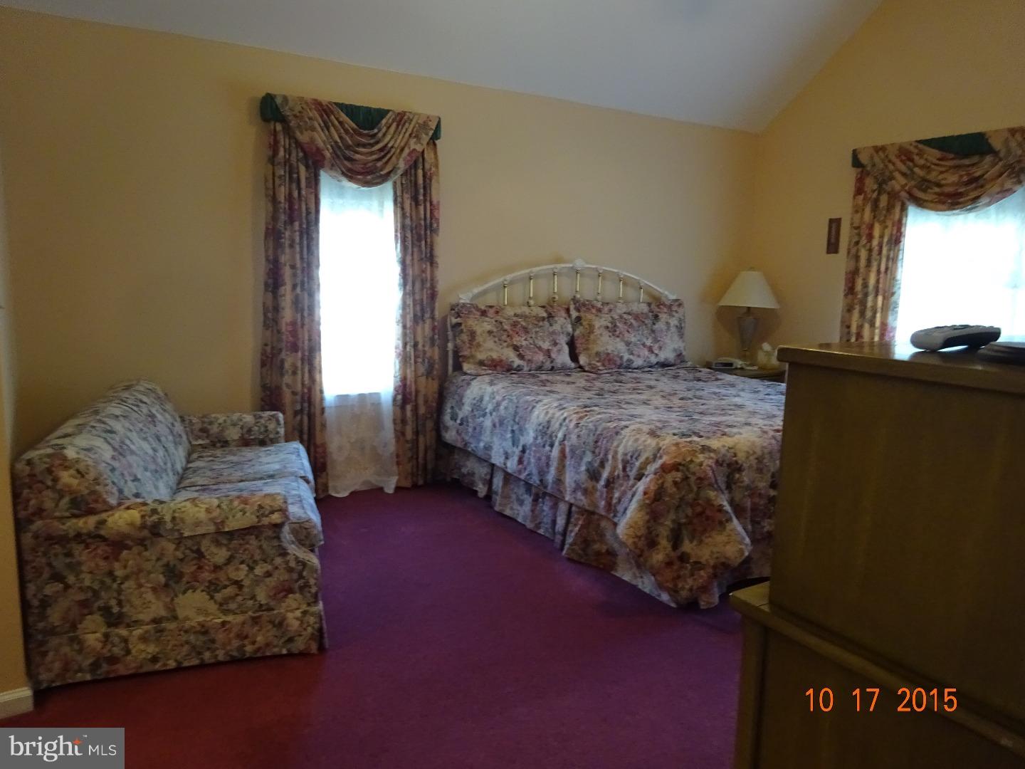 PINE VALLEY - Residential