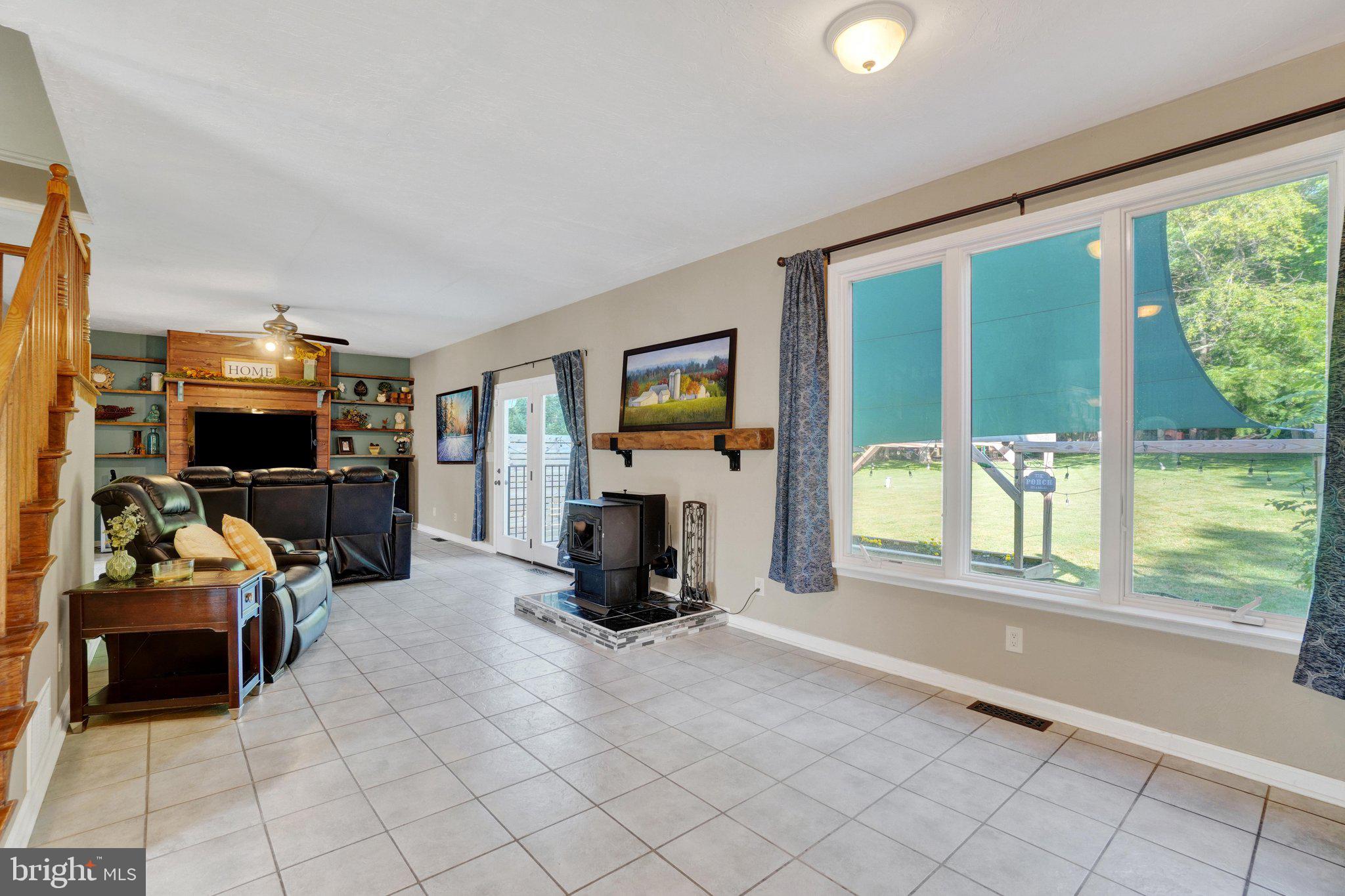 HERITAGE FARMS - Residential