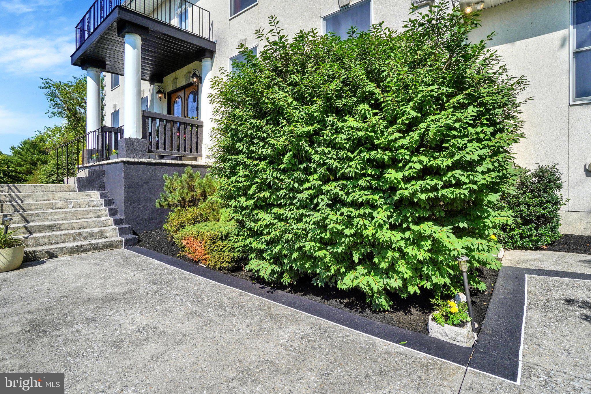 HERITAGE FARMS - Residential
