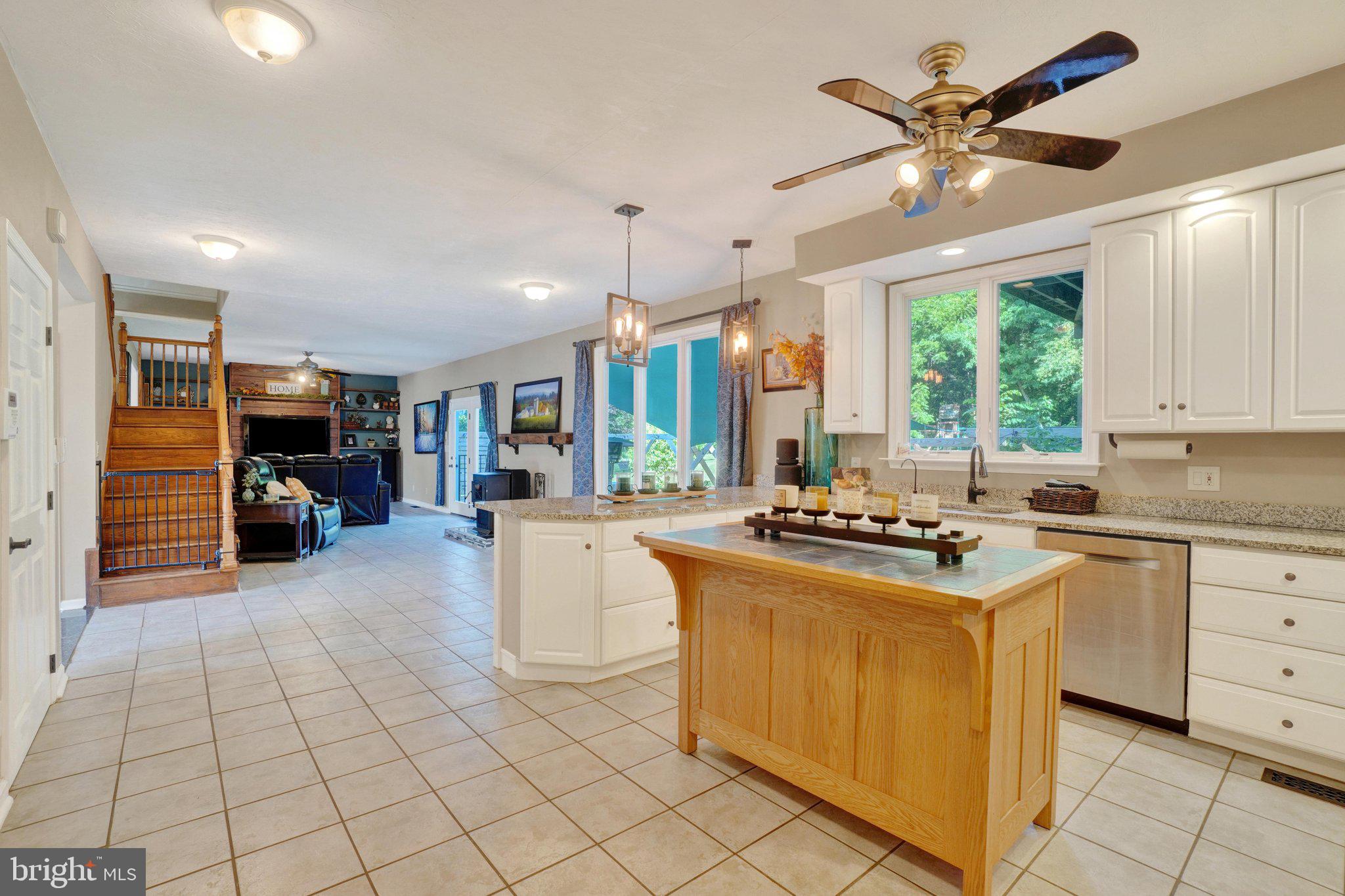 HERITAGE FARMS - Residential
