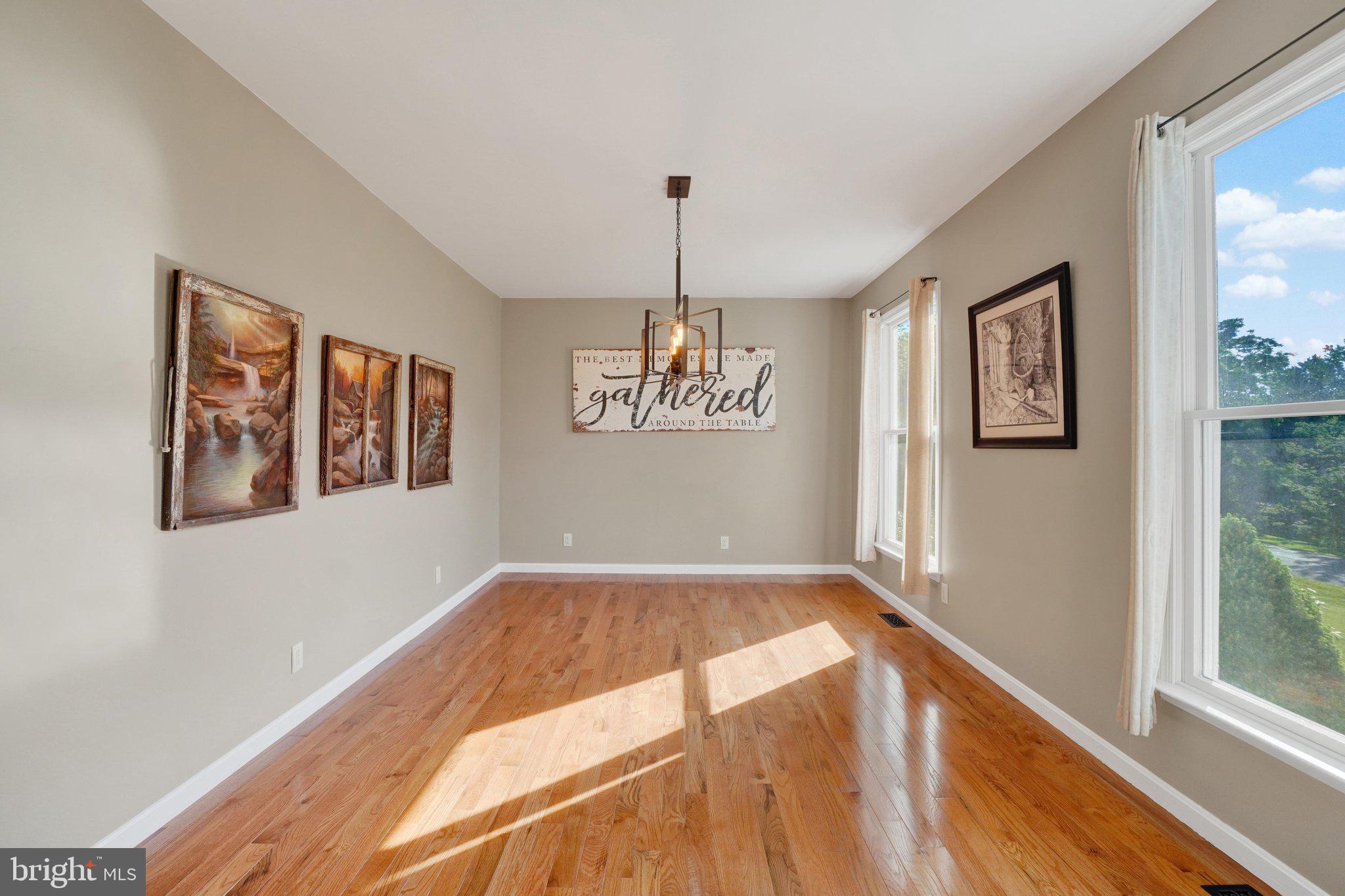 HERITAGE FARMS - Residential
