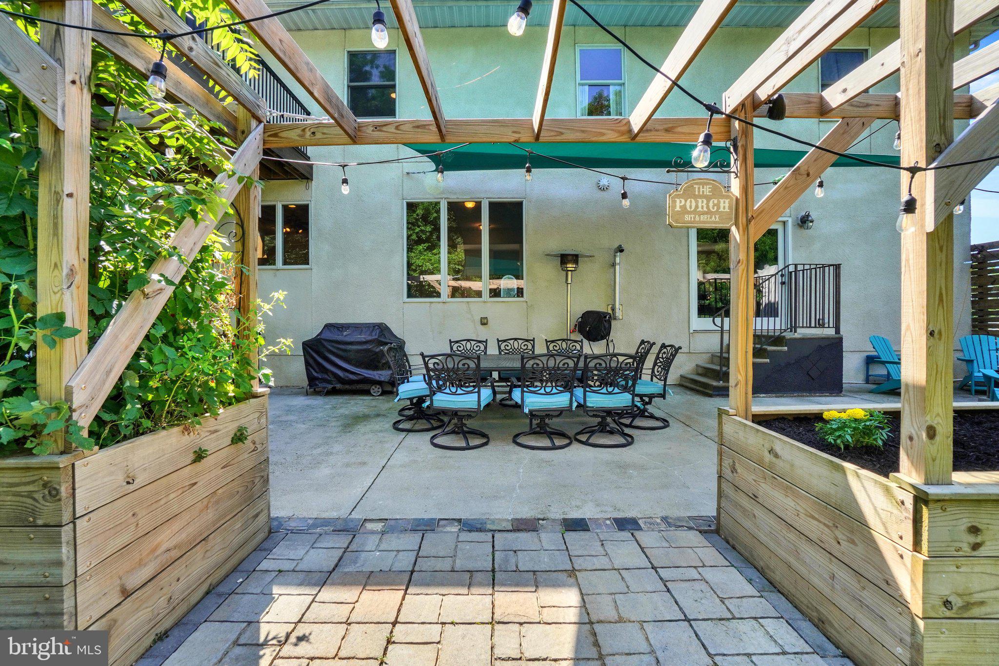 HERITAGE FARMS - Residential