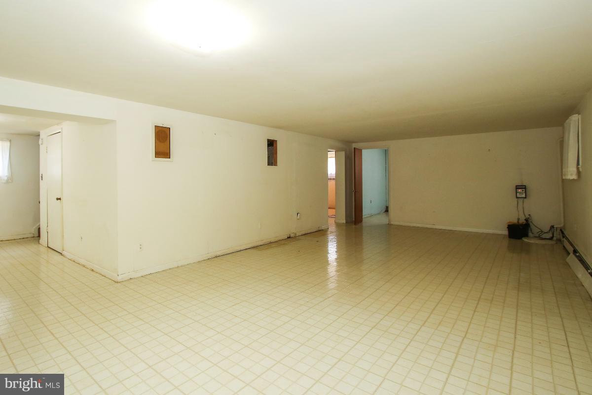 MEADOWBROOK ESTATES - Residential