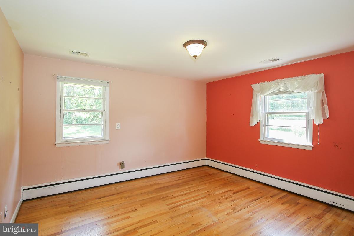 MEADOWBROOK ESTATES - Residential