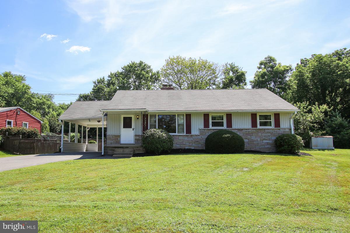 MEADOWBROOK ESTATES - Residential
