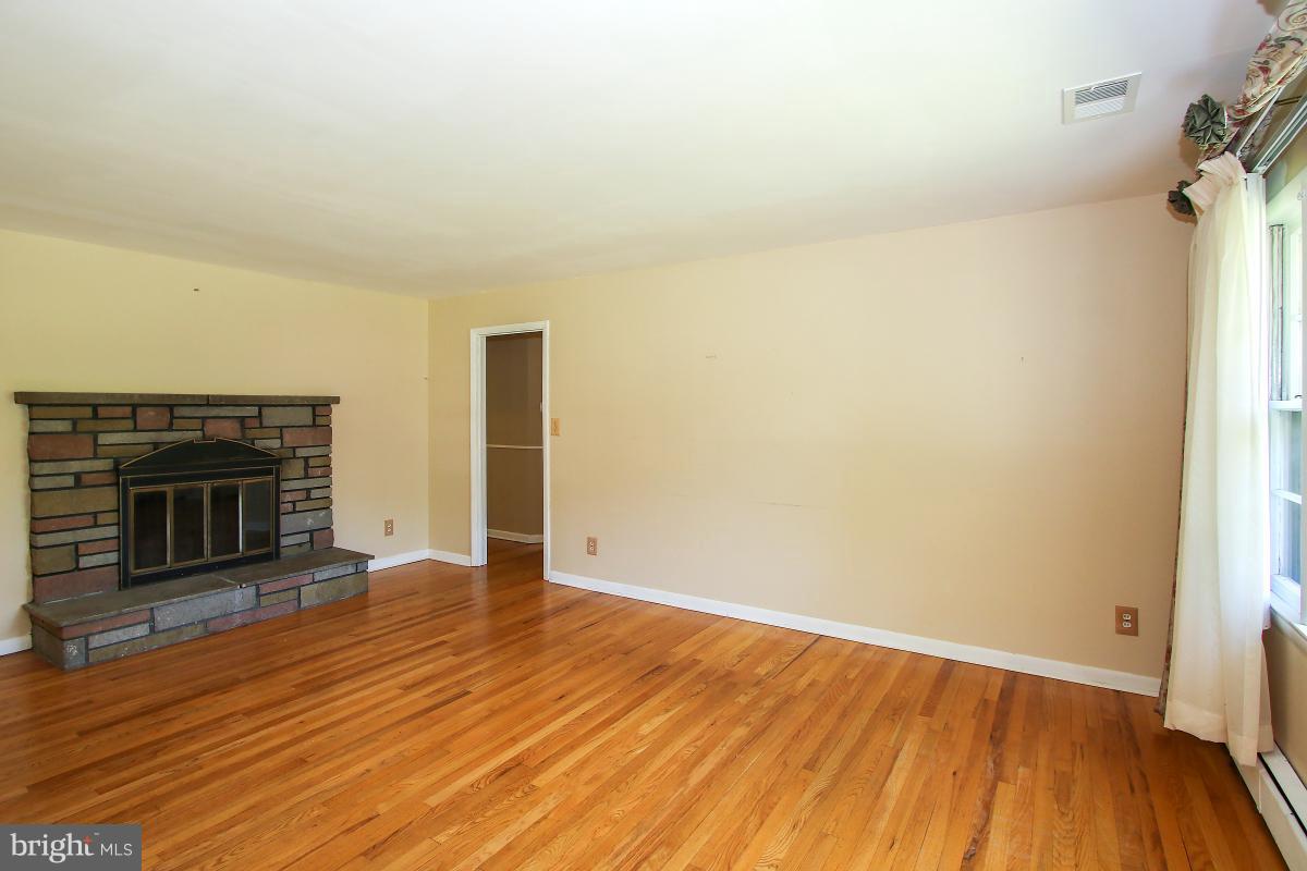 MEADOWBROOK ESTATES - Residential