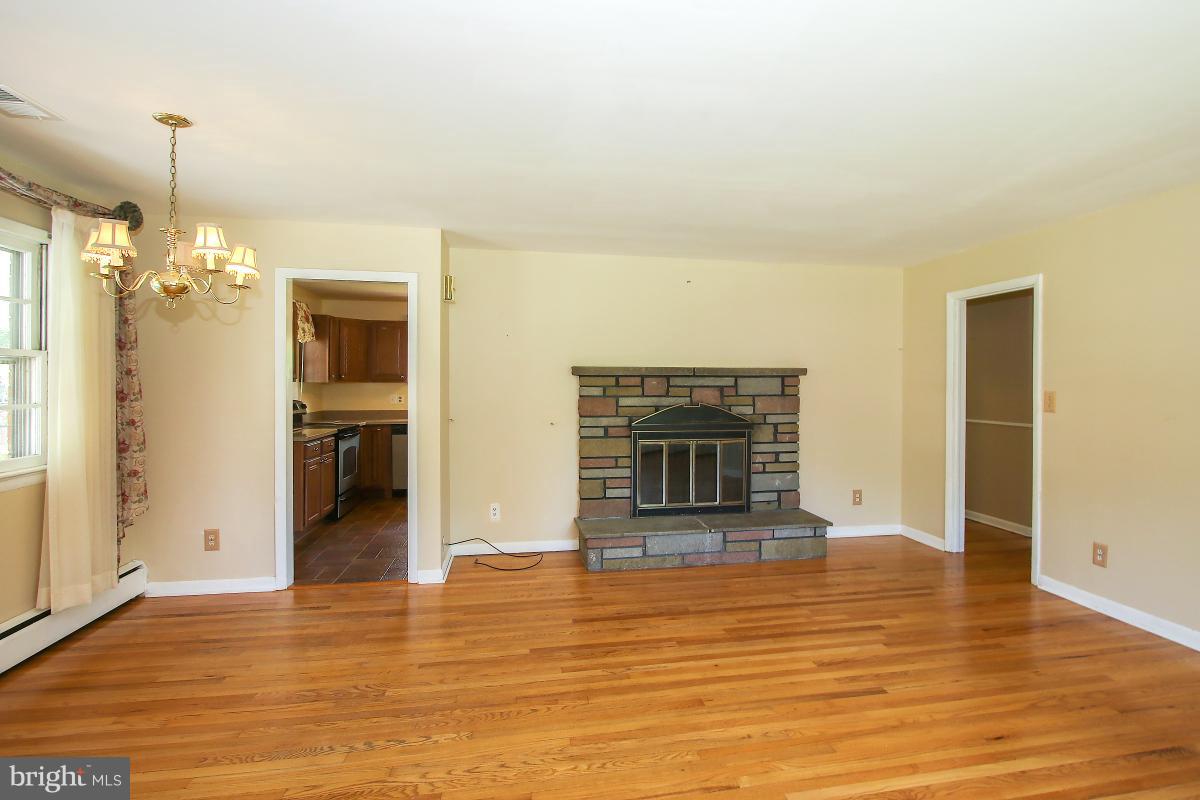 MEADOWBROOK ESTATES - Residential