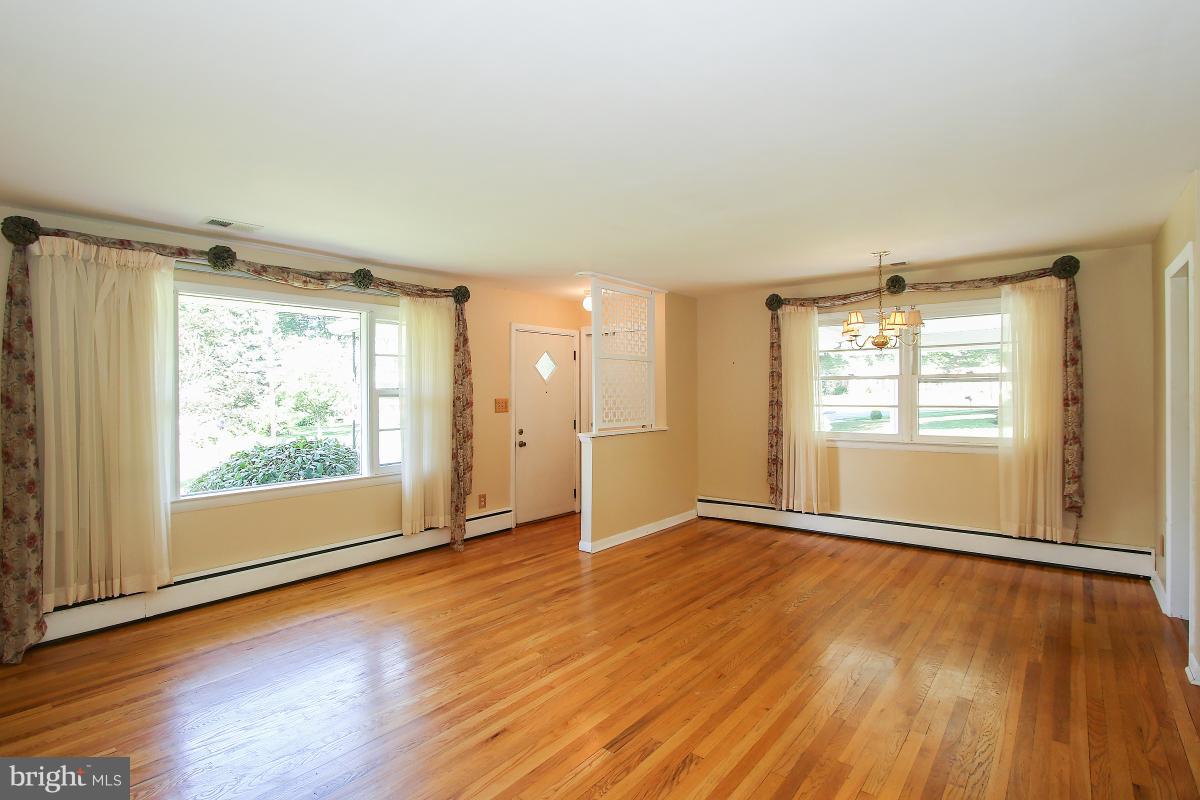 MEADOWBROOK ESTATES - Residential
