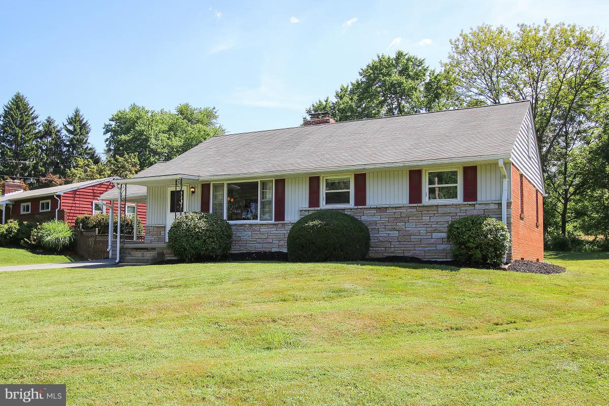 MEADOWBROOK ESTATES - Residential