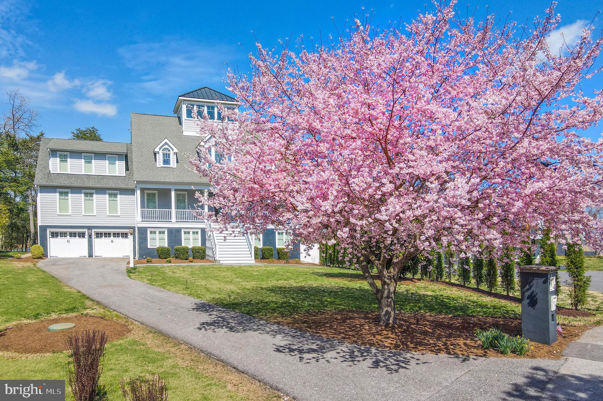 ANNAPOLIS ROADS - Residential