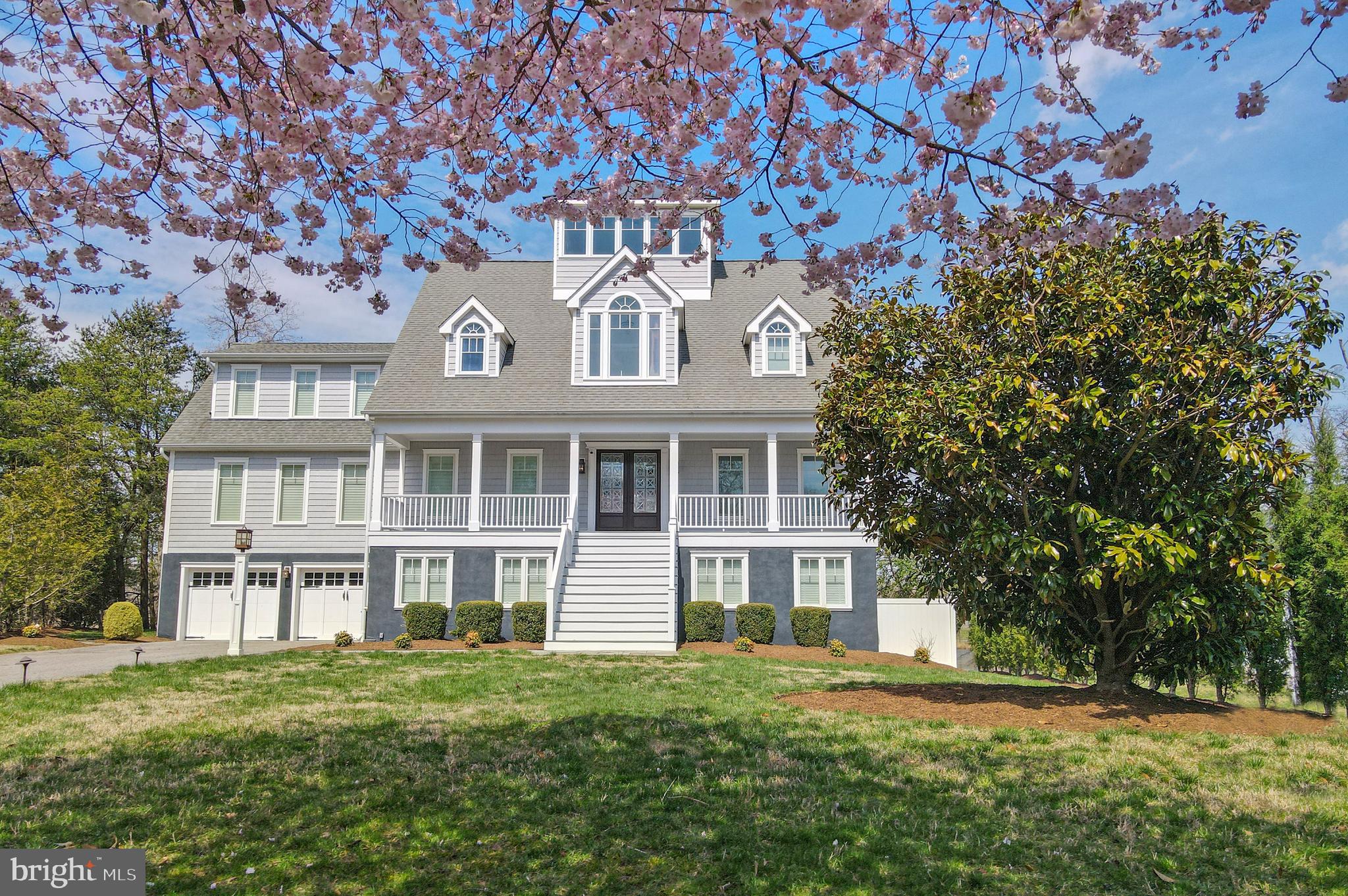 ANNAPOLIS ROADS - Residential