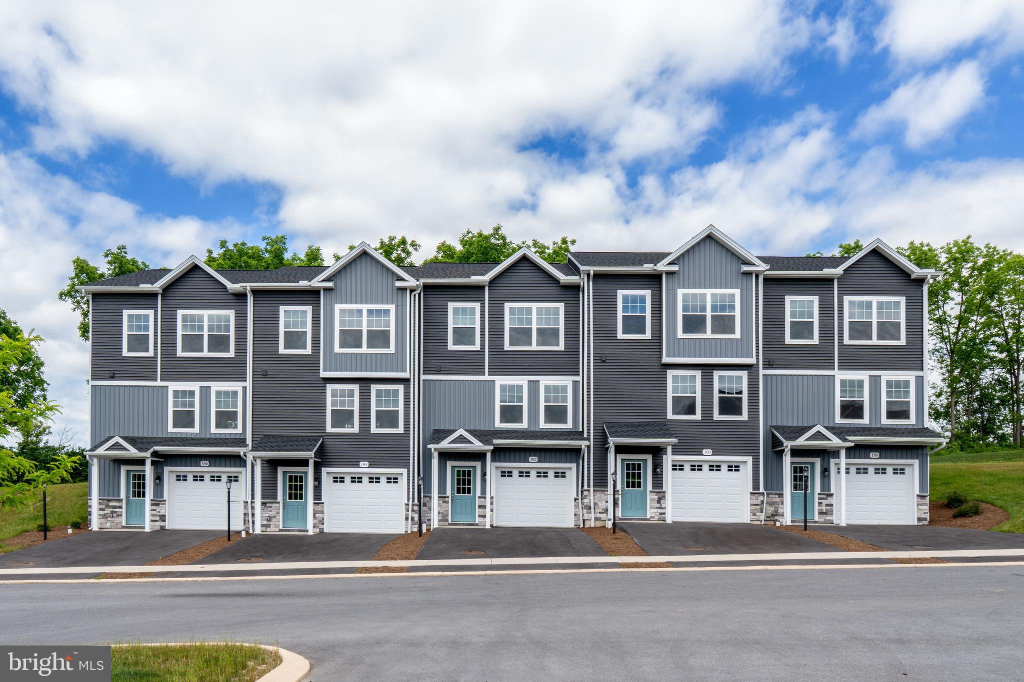 STEEPLECHASE - Residential