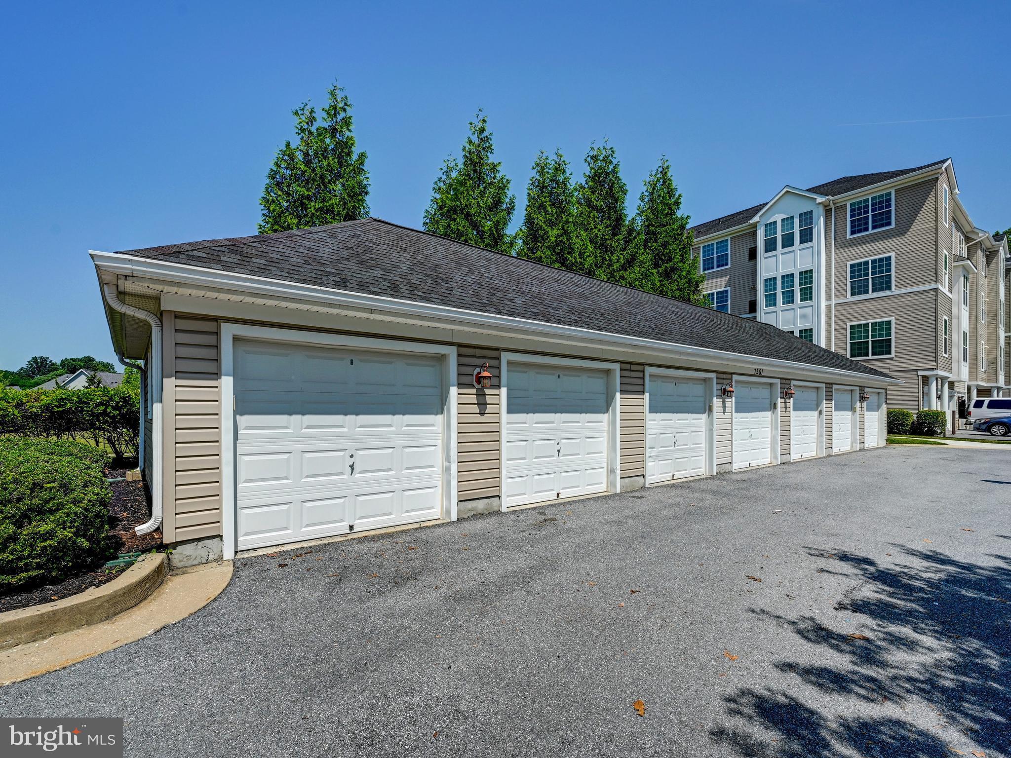 HIGHLANDS AT QUARRY LAKE - Residential