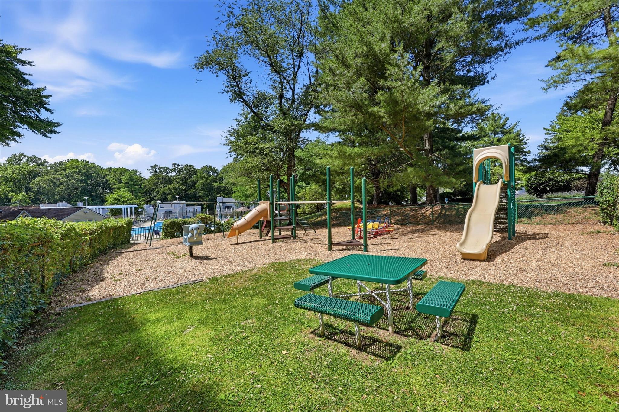 OAK HILL - Residential