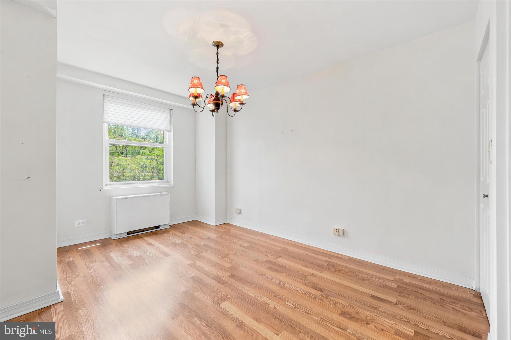 OAK HILL - Residential
