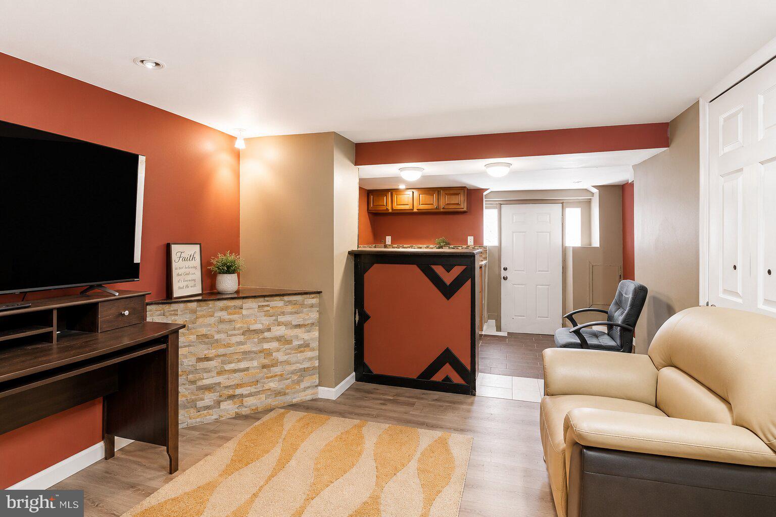 COBBS CREEK - Residential