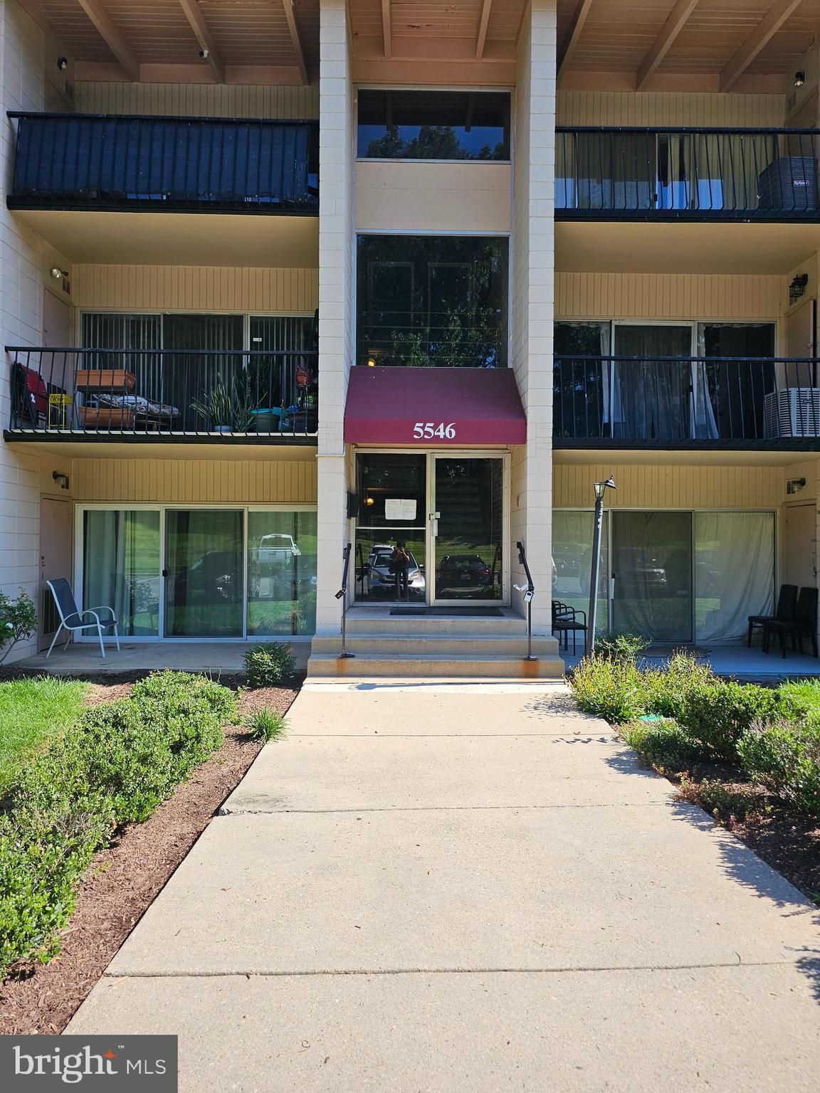 FRENCHMANS CREEK - Residential Lease
