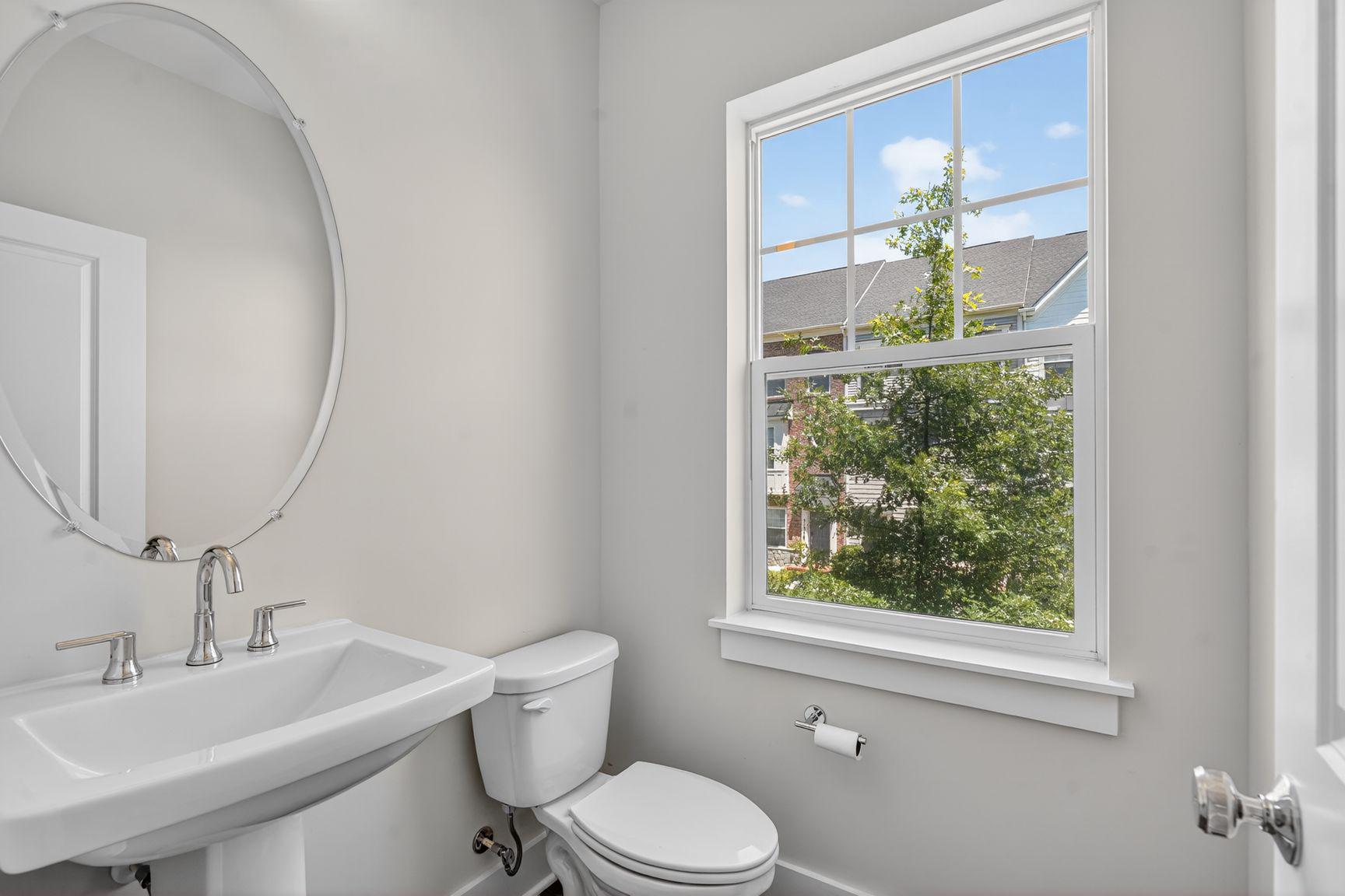 THE RETREAT AT WESTFIELDS - Residential