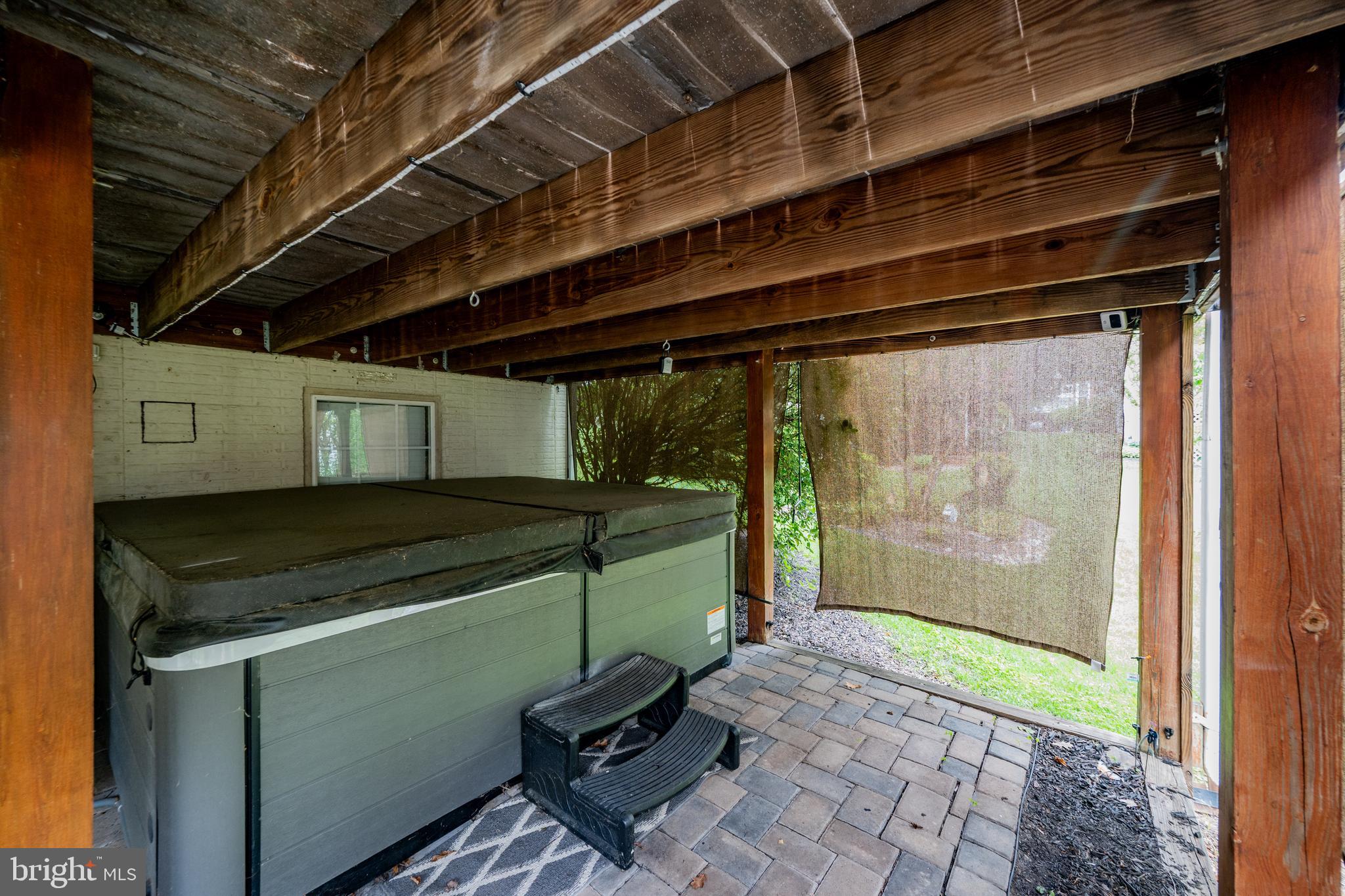 WESTWINDS - Residential