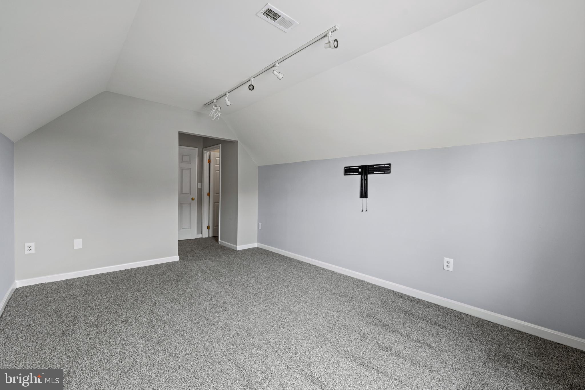 WESTWINDS - Residential