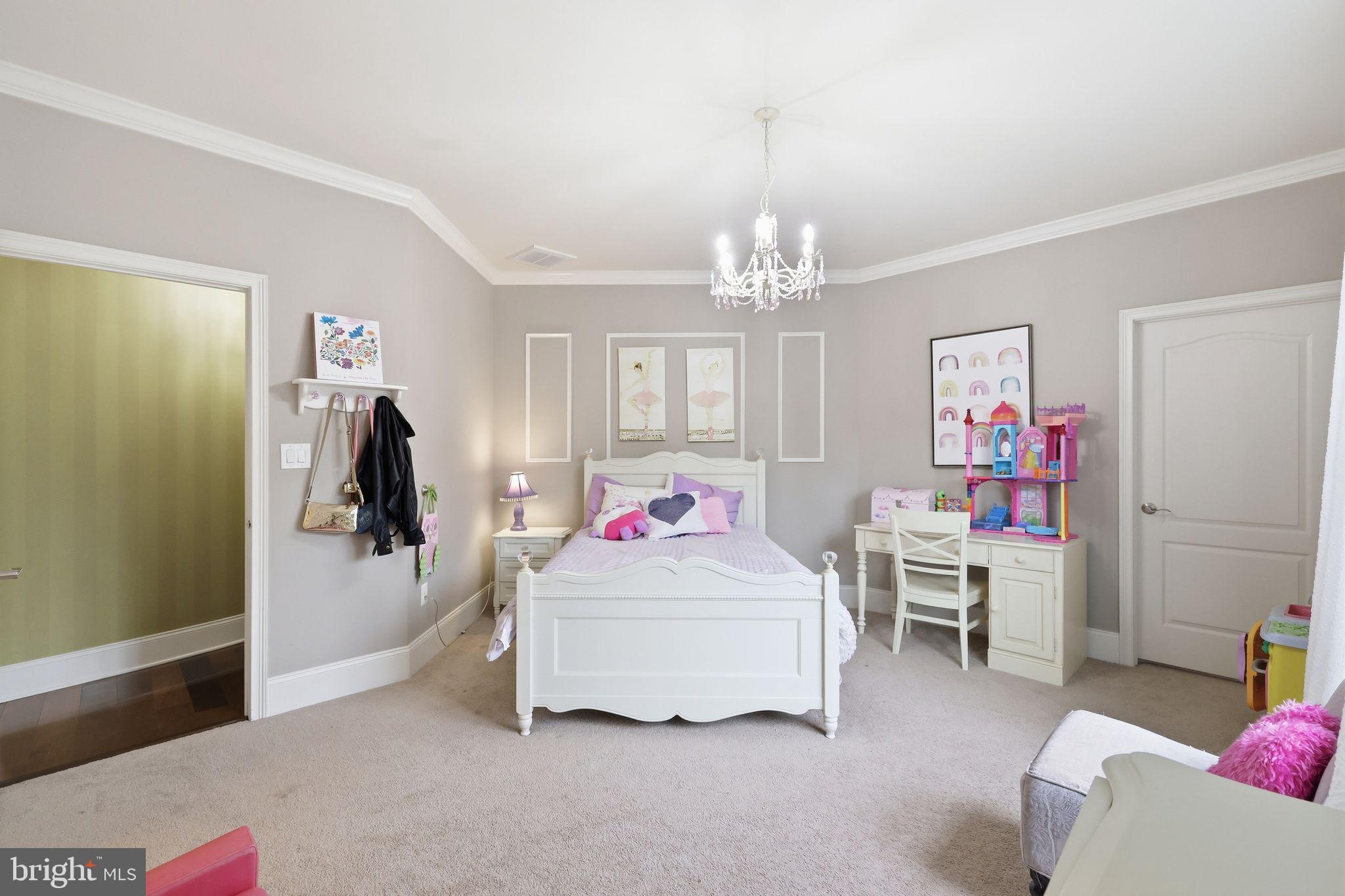 PATUXENT CHASE - Residential