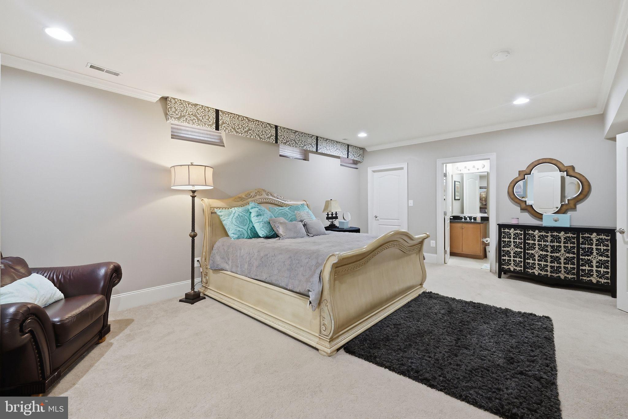 PATUXENT CHASE - Residential