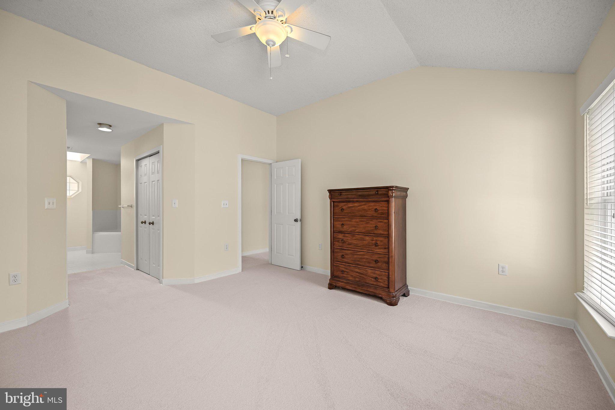 THE MEADOW AT NEW MARKET - Residential