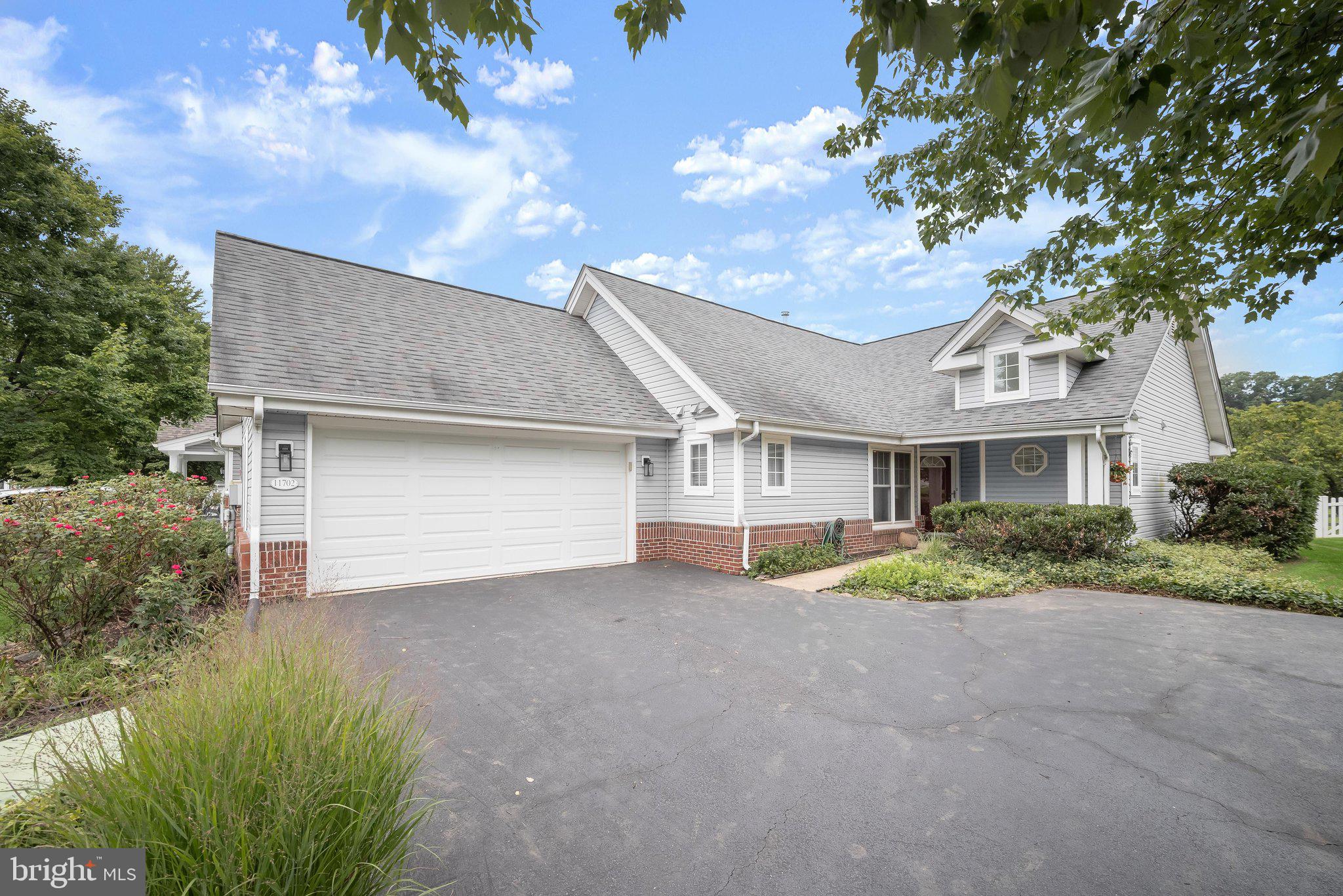 THE MEADOW AT NEW MARKET - Residential