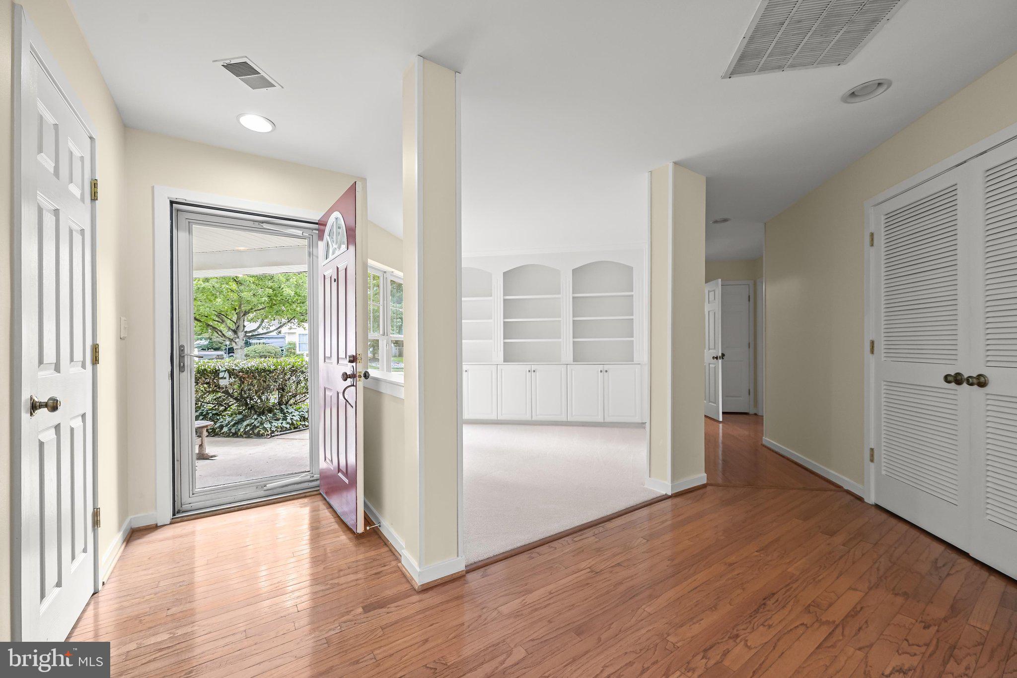 THE MEADOW AT NEW MARKET - Residential